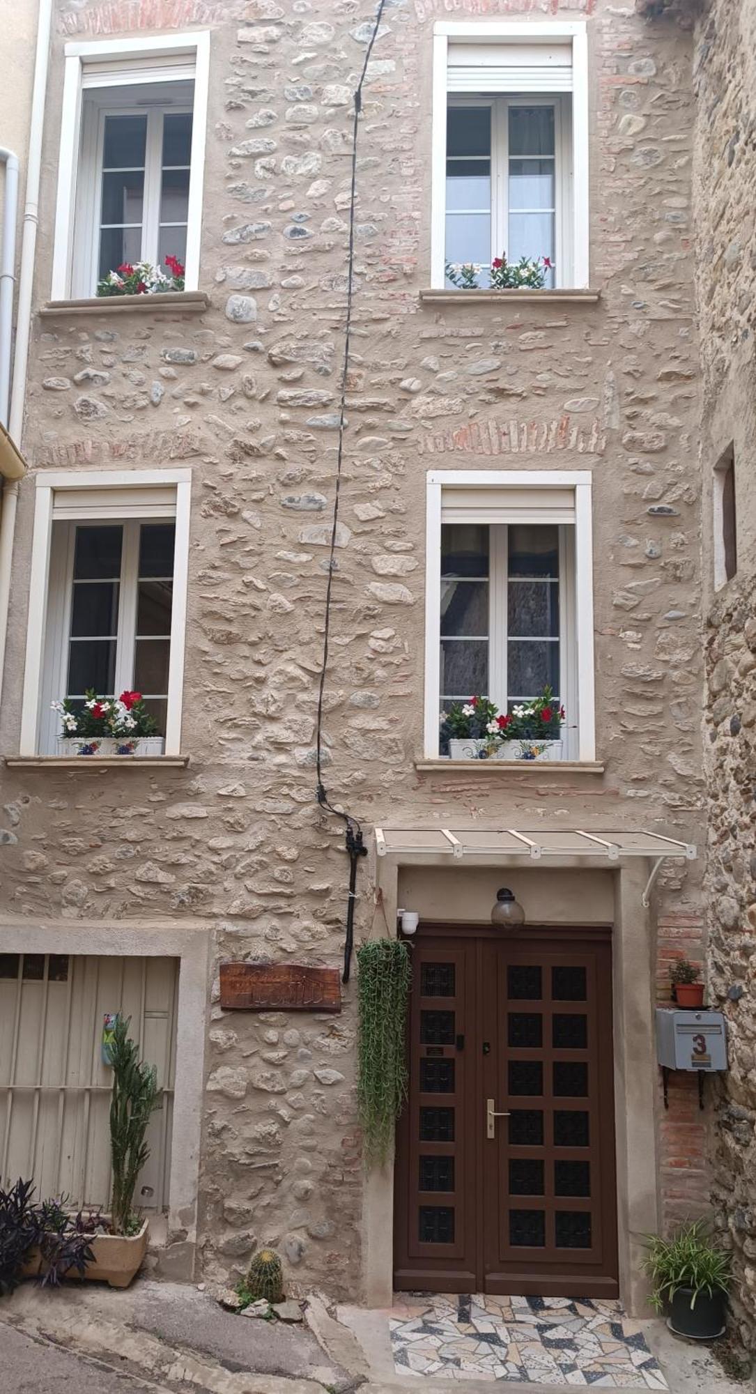 A L' Estiu Panzió Latour-de-France Kültér fotó